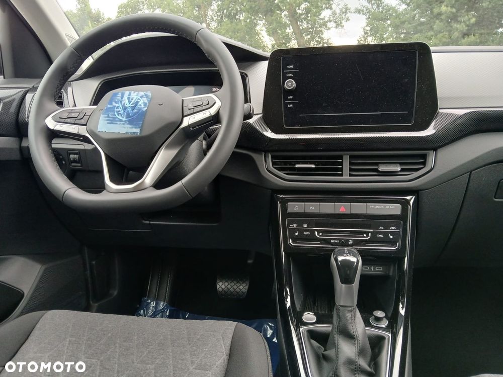 Volkswagen T-Cross - 11