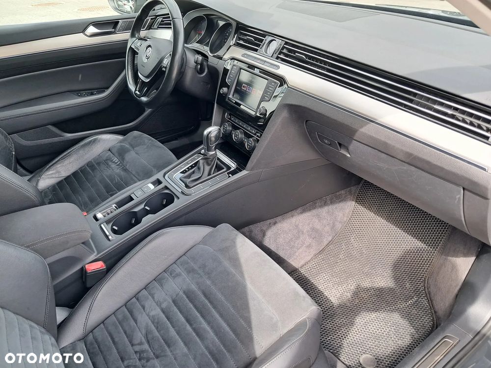 Volkswagen Passat 2.0 TDI BMT Highline DSG - 28