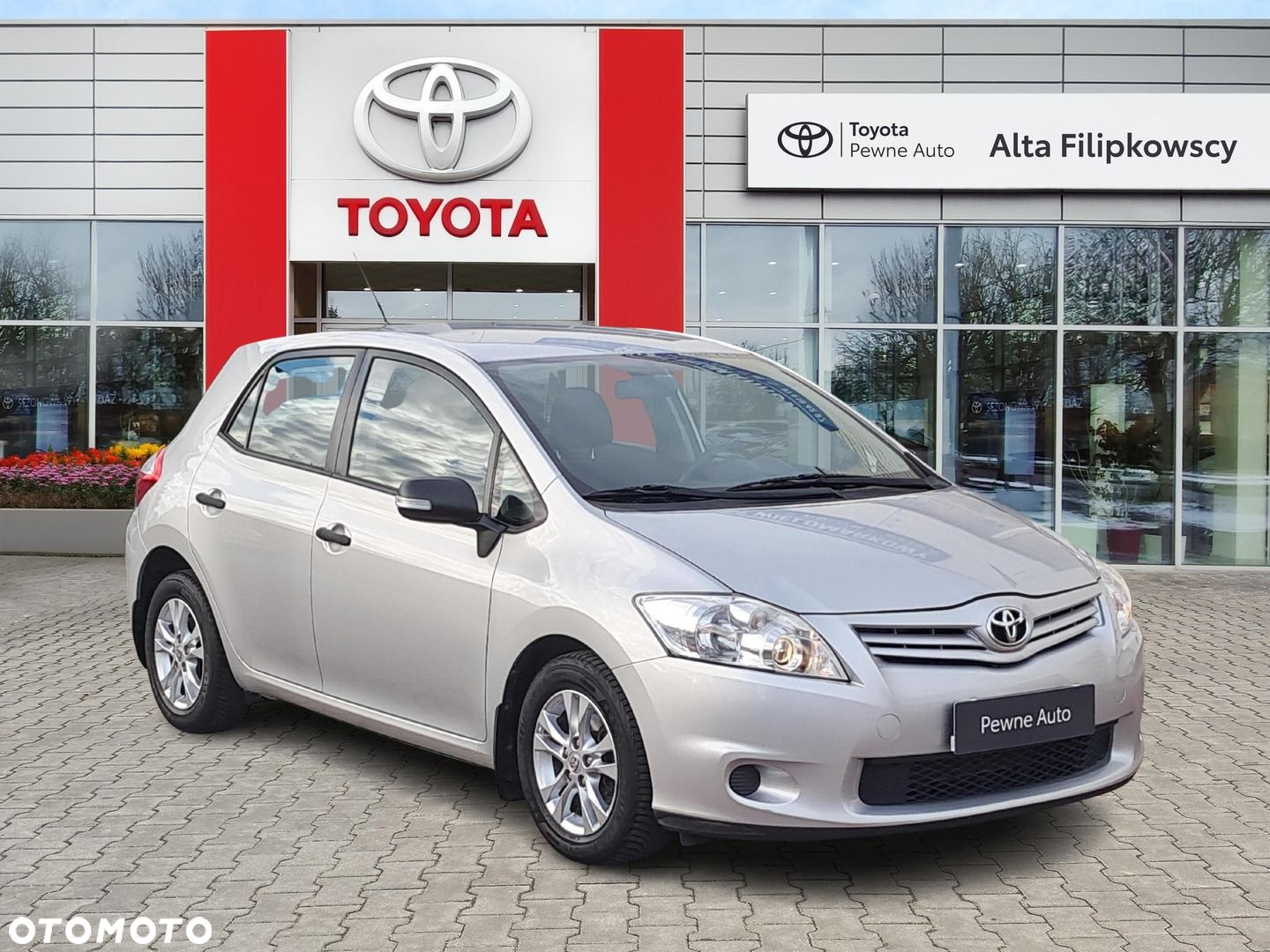 Toyota Auris 1.4 D-4D Terra EU5 - 4