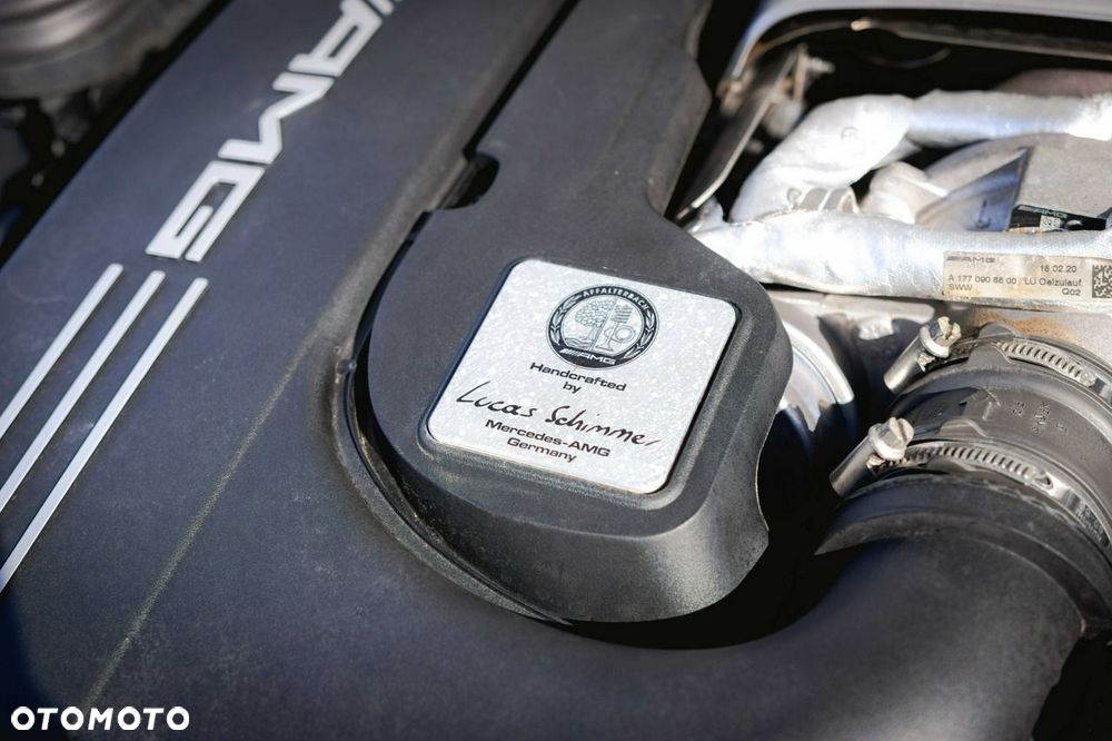 Mercedes-Benz Klasa C AMG 63 S - 32