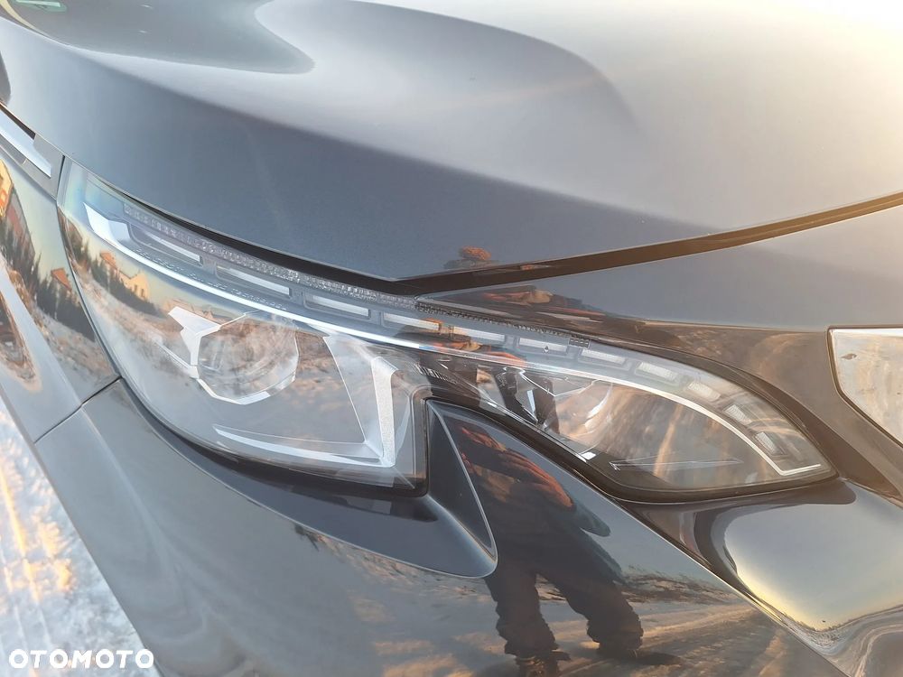 Peugeot 5008 BlueHDi 150 Allure - 33