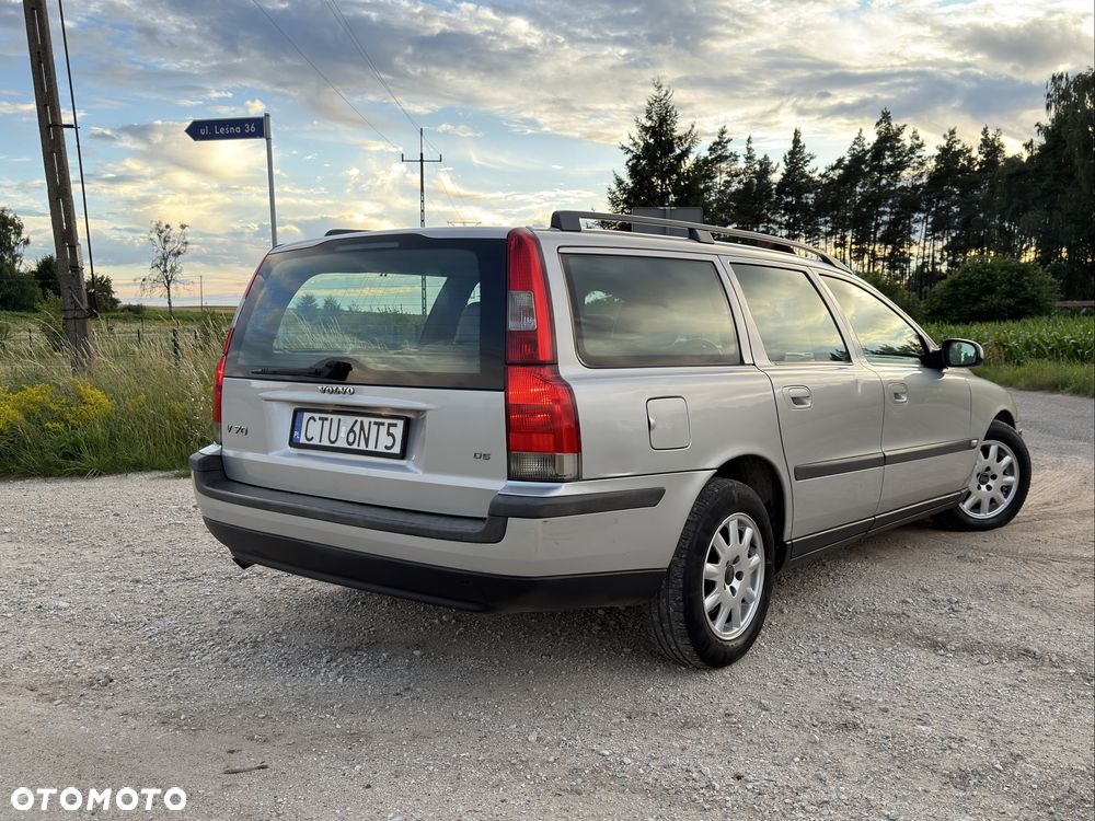 Volvo V70 - 4