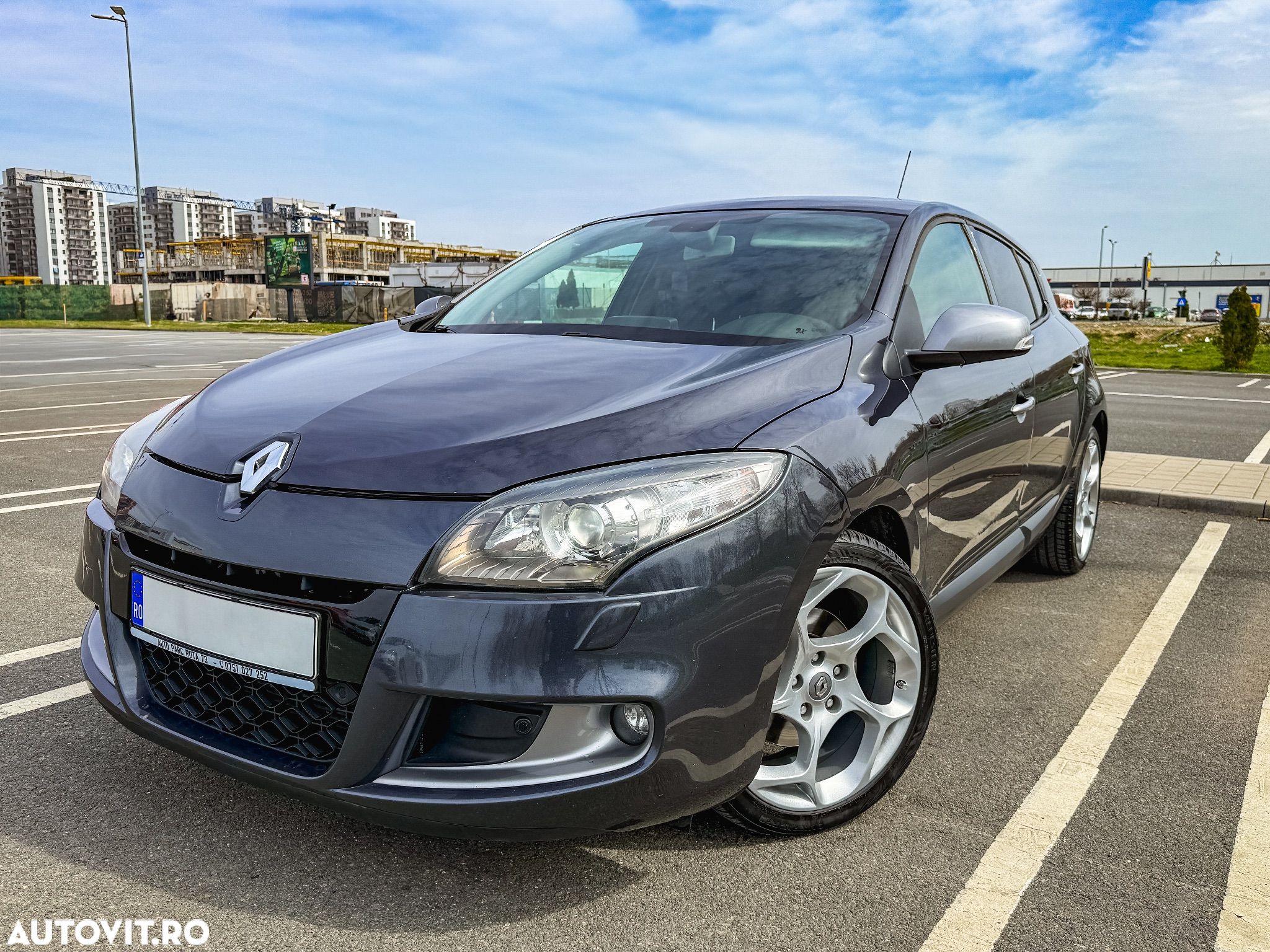 Renault Megane TCe 180 GT - 1