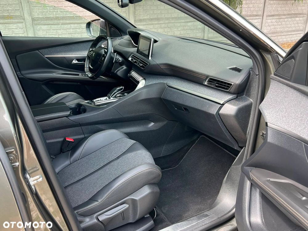 Peugeot 3008 BlueHDi 120 EAT6 Stop & Start Allure - 16