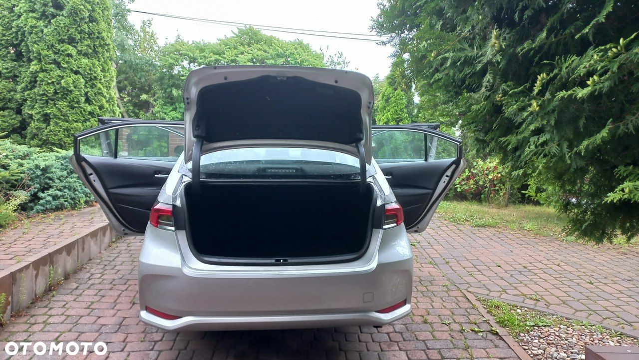 Toyota Corolla - 26