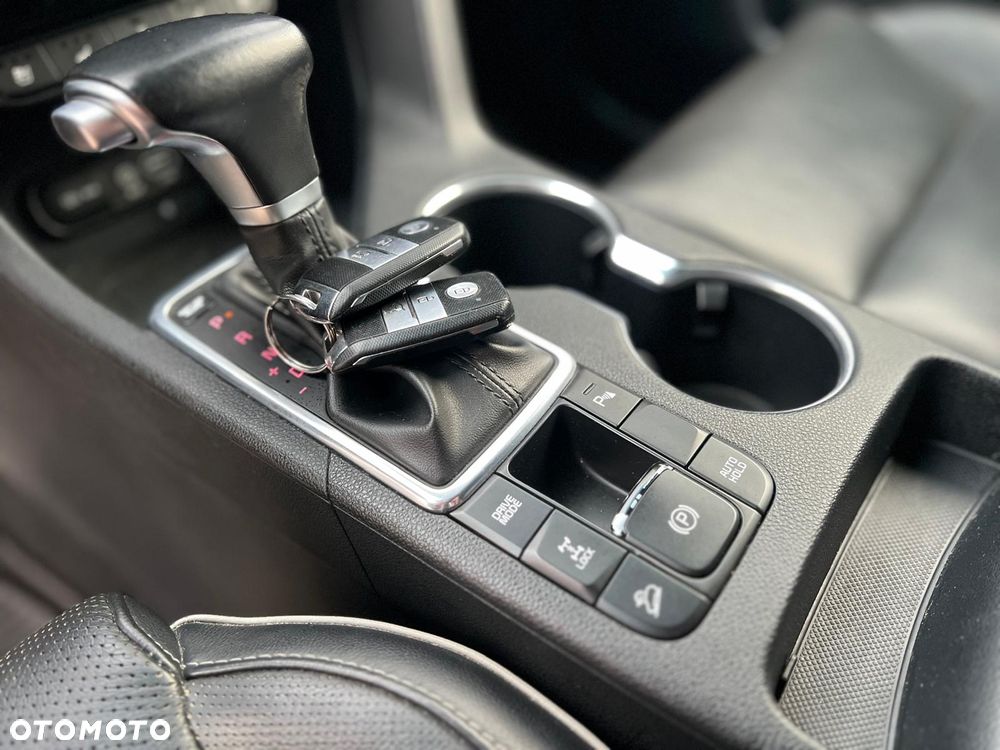 Kia Sportage 1.6 T-GDI AWD DCT GT LINE - 17