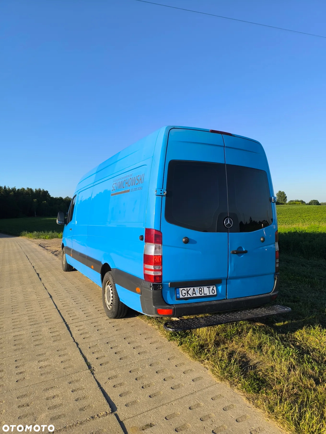 Mercedes-Benz Sprinter - 4