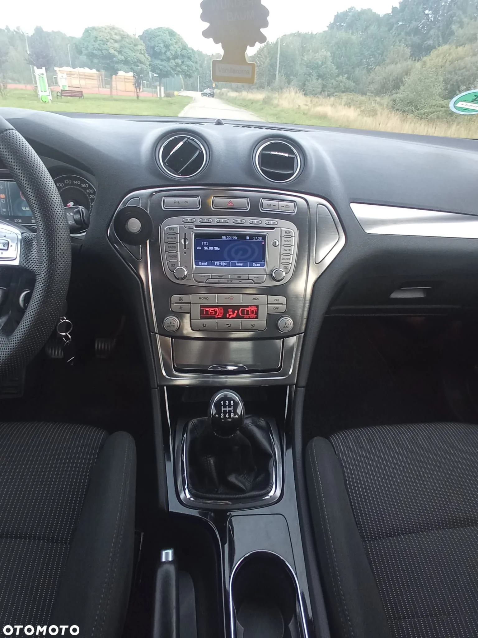 Ford Mondeo 2.0 FF Platinium X Plus (Titanium) - 13