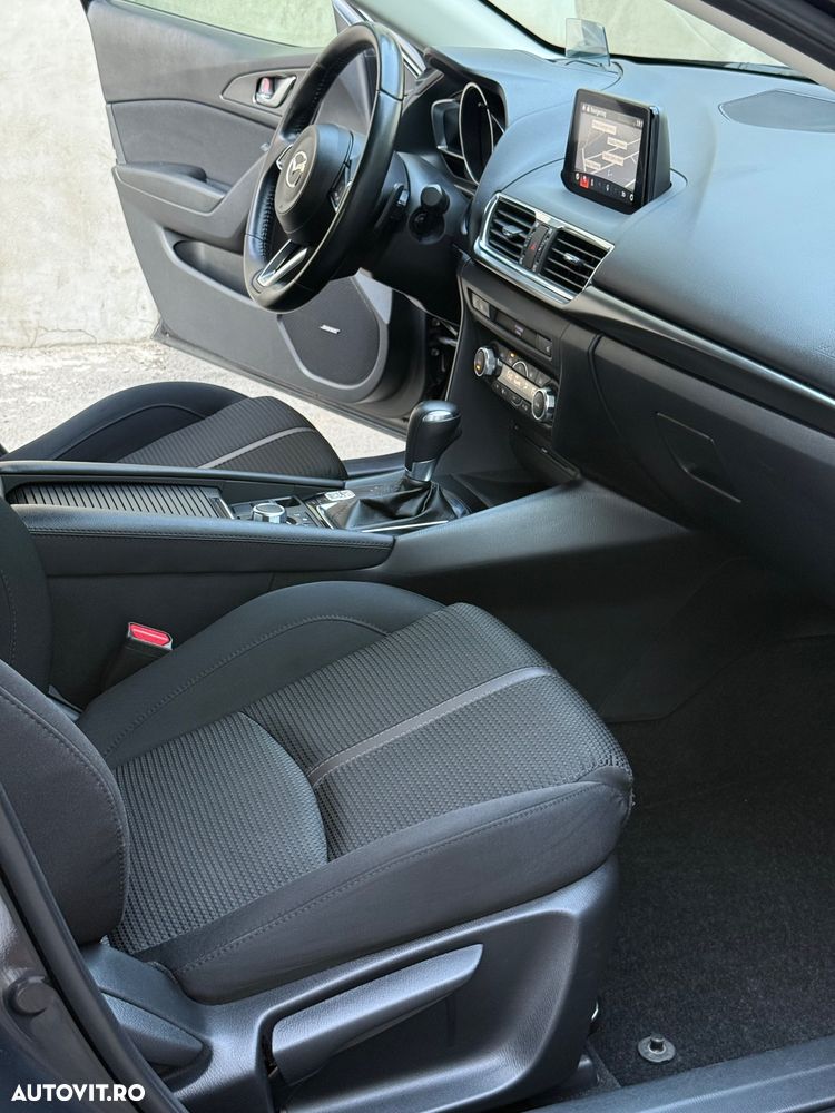 Mazda 3 G120 AT Revolution - 16