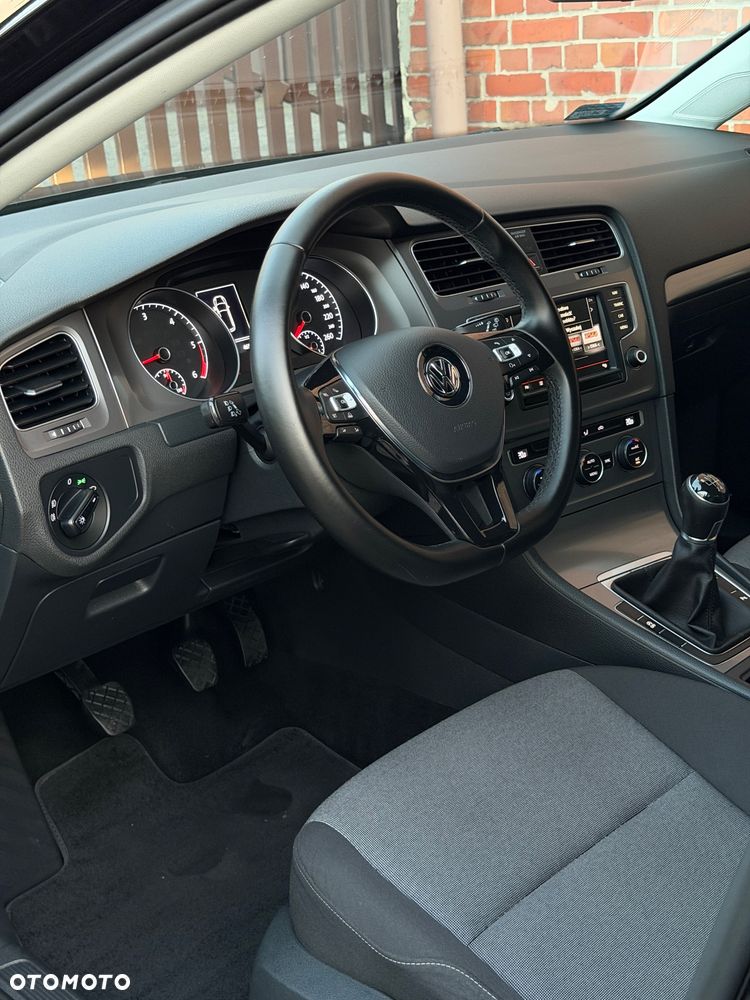 Volkswagen Golf 1.6 TDI BlueMotion Trendline - 6