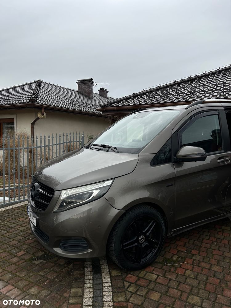 Mercedes-Benz Klasa V 220 d 4-Matic Avantgarde 7G-Tronic (d³ugi) - 5