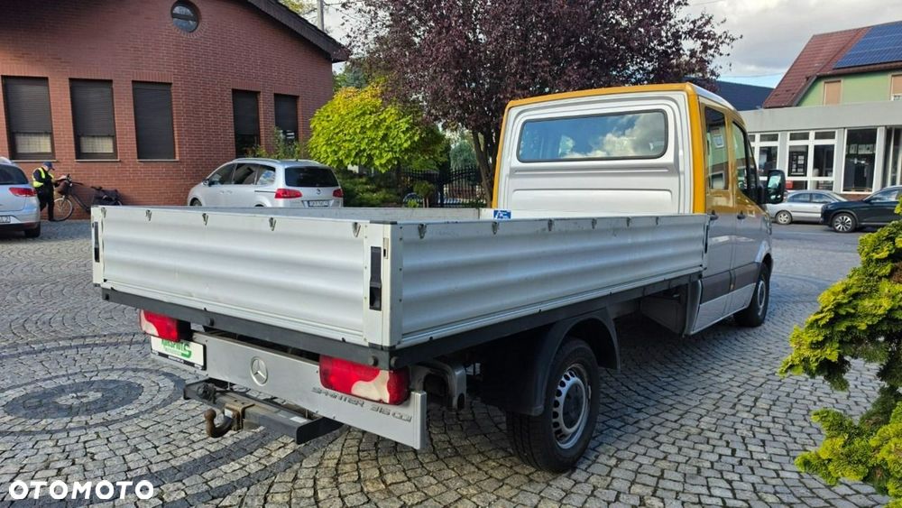 Mercedes-Benz Sprinter - 5