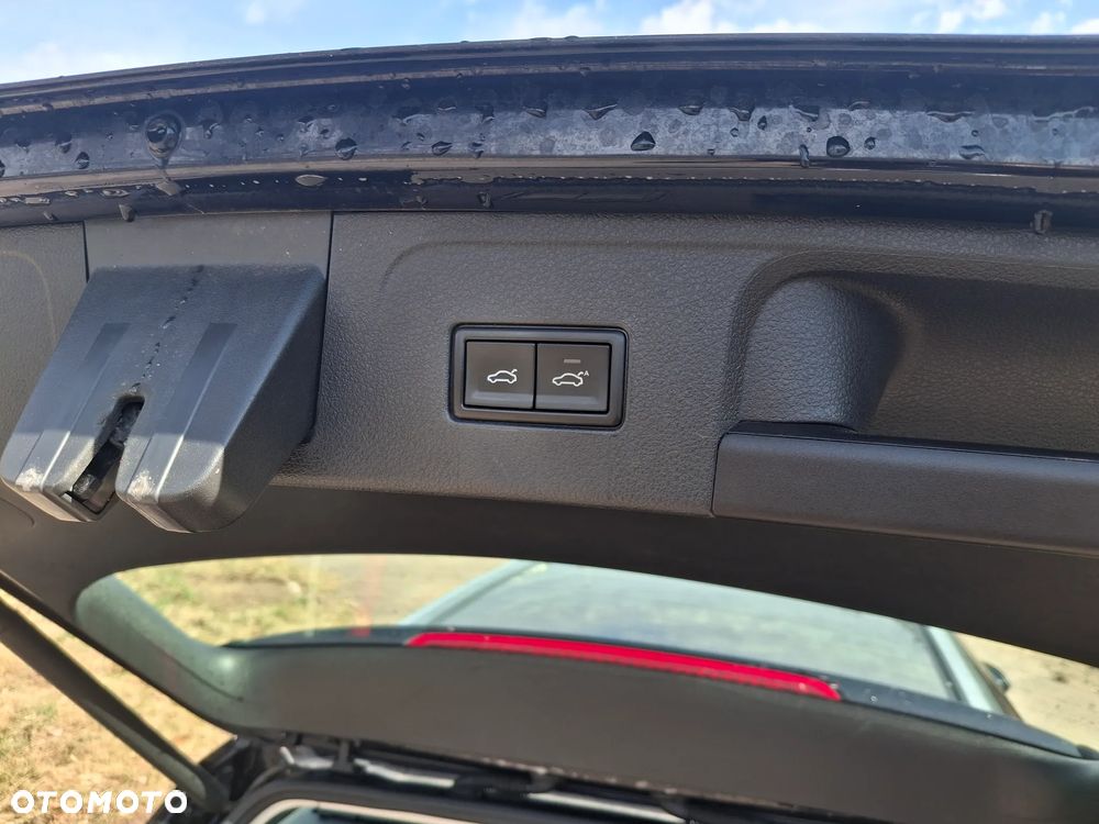 Volkswagen Passat 1.8 TSI BMT Comfortline - 11