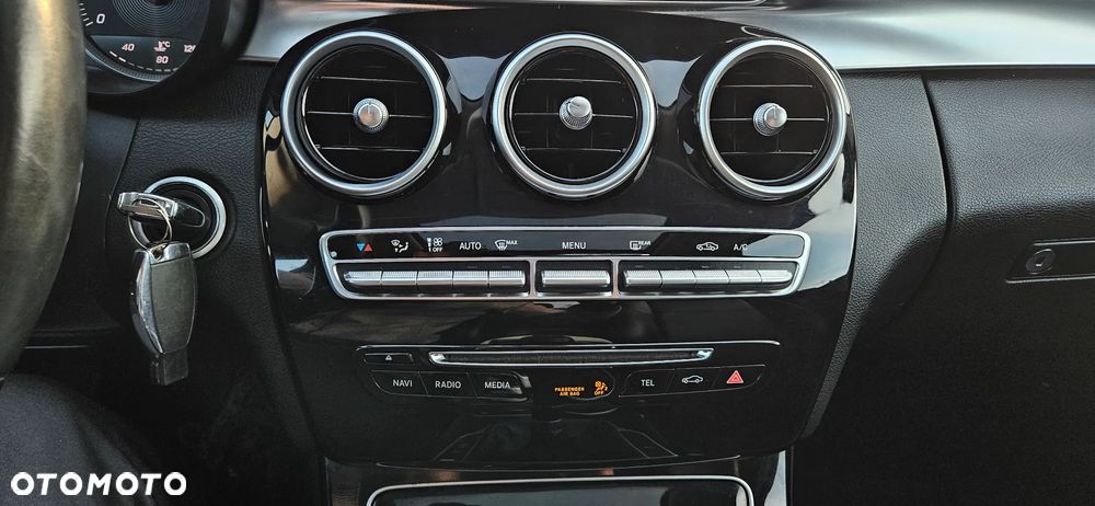 Mercedes-Benz Klasa C 180 (BlueTEC) d AMG Line - 12