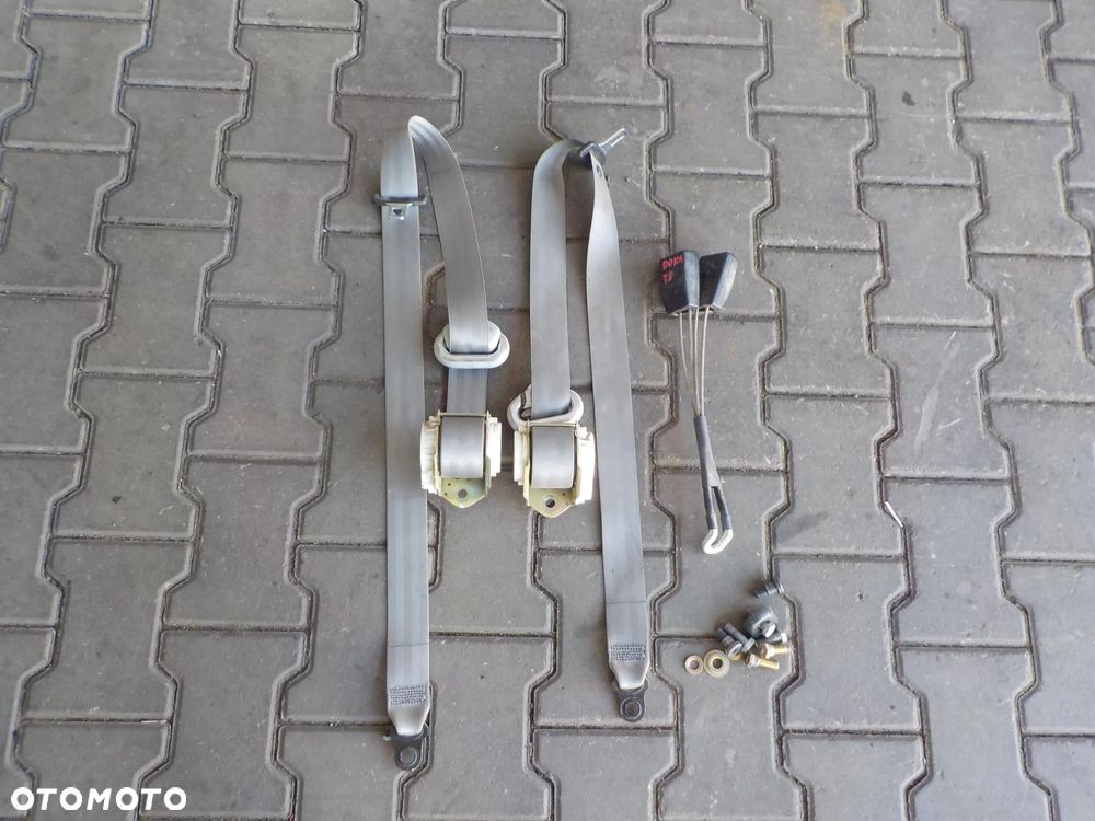 VW T5 T6 DOKA SKRZYNIOWY PASY TYŁ TYLNE KOMPLET - 1