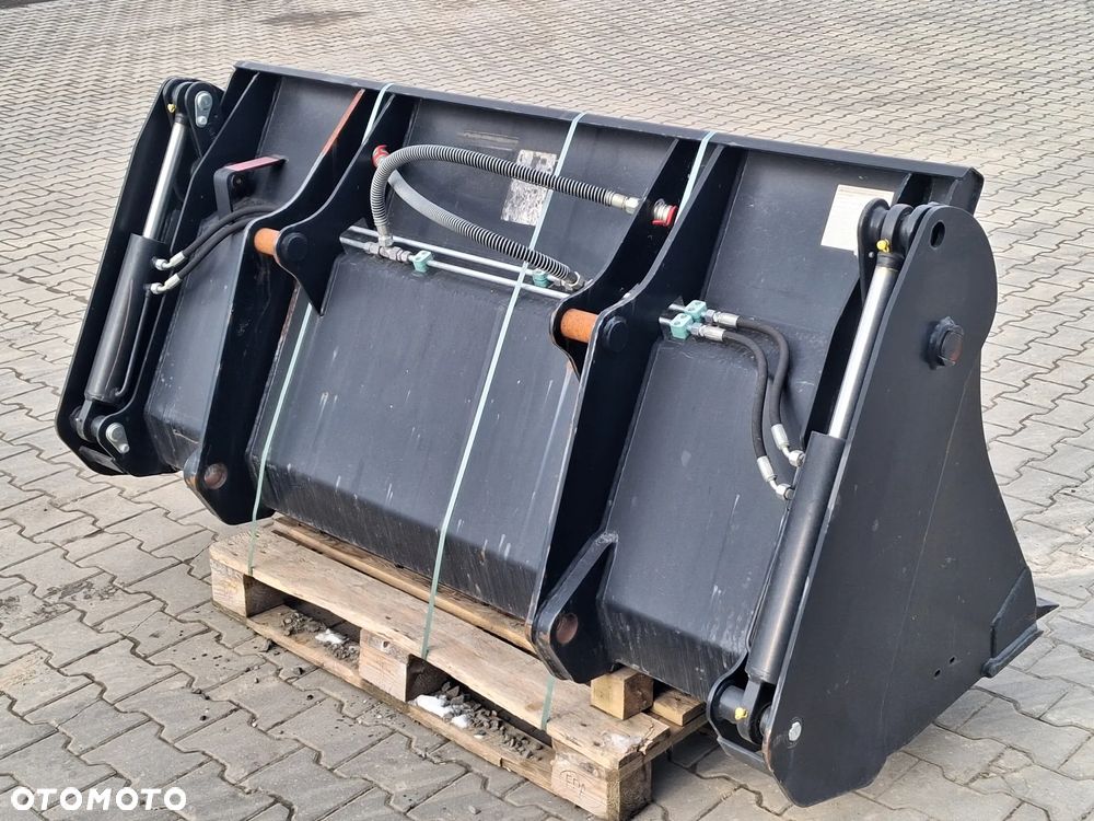 Yanmar Schaeff SKL 844 - 3