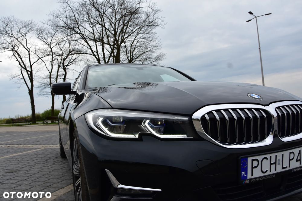 BMW Seria 3 320d Luxury Line - 2