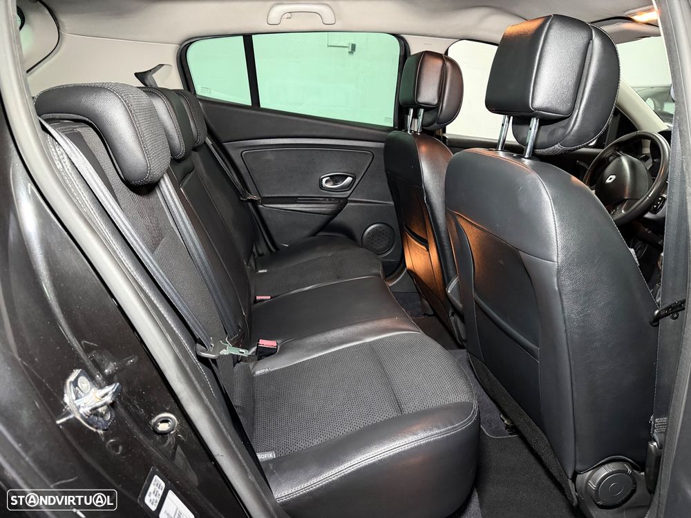 Renault Mégane 1.5 dCi Dynamique - 10