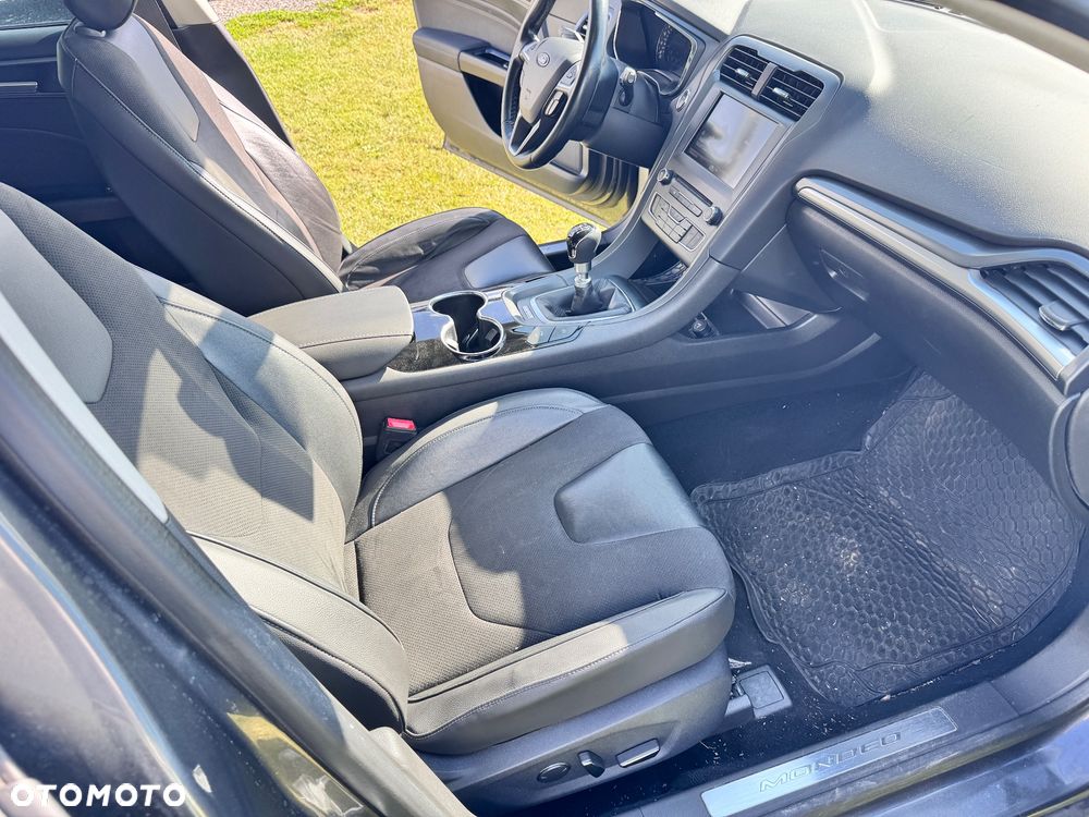 Ford Mondeo - 8