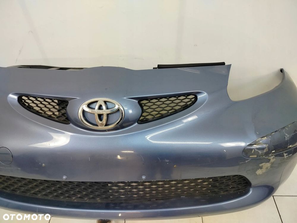 TOYOTA AYGO I 05R- ZDERZAK PRZÓD PRZEDNI 8R3 - 3