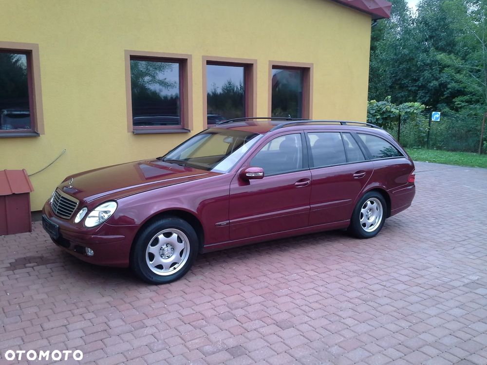 Mercedes-Benz Klasa E 200 Kompressor T Classic - 14