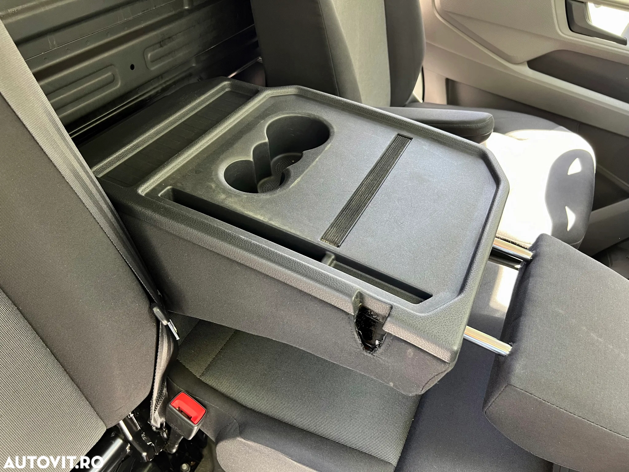 Volkswagen Crafter Furgon Maxi L5H3 - 18