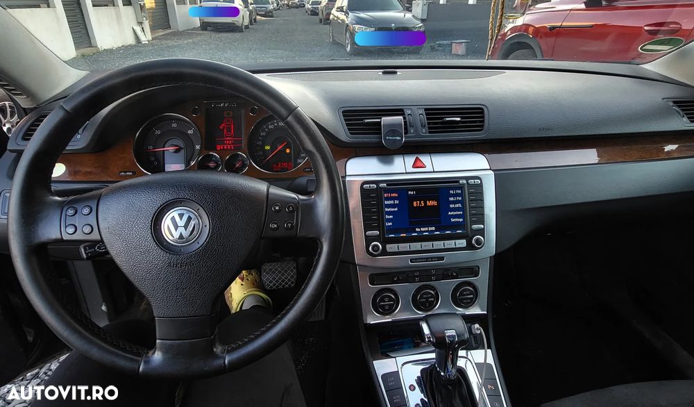 Volkswagen Passat 2.0 TDI DPF DSG Highline - 4