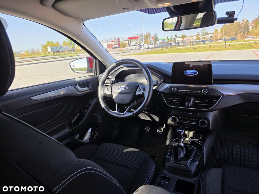 Ford Focus - 8