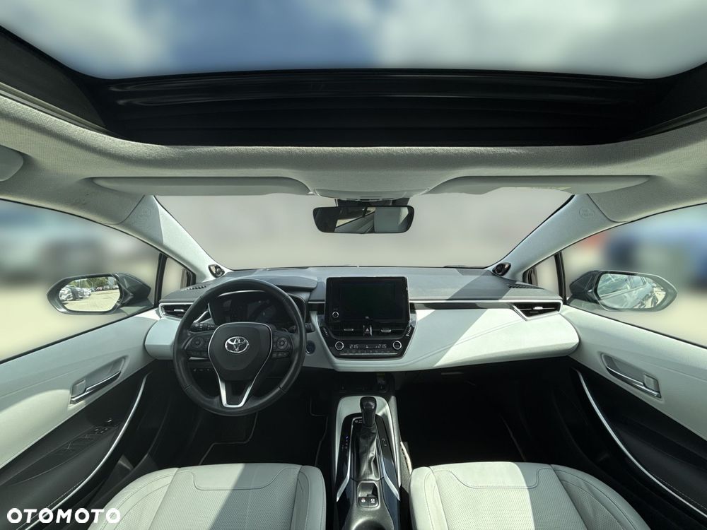 Toyota Corolla - 12