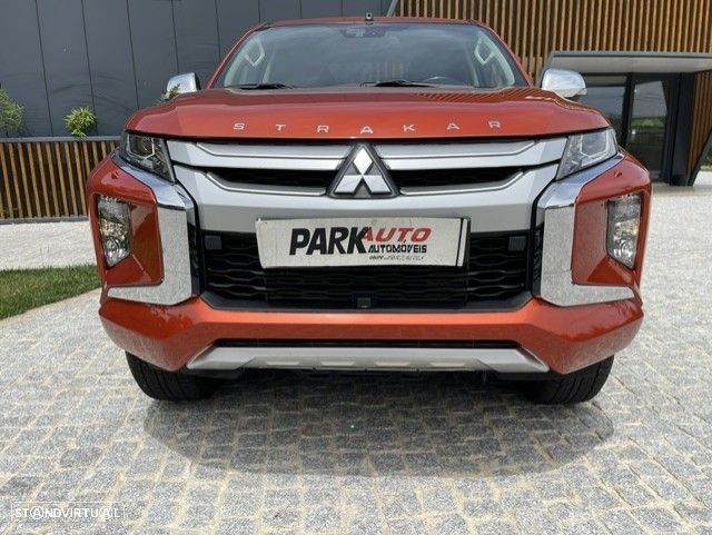 Mitsubishi L200 2.3 DI-D CD Invite Strakar Look 4WD - 2