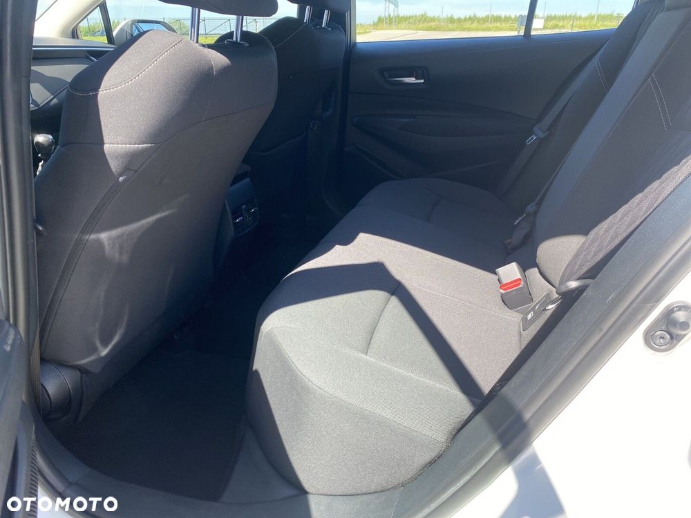 Toyota Corolla - 12