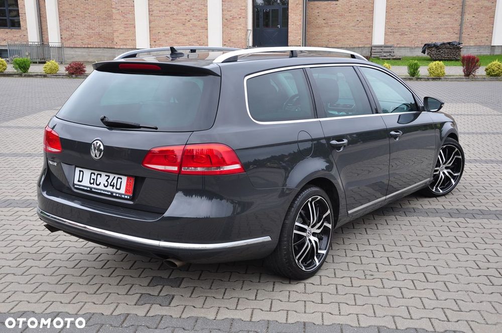Volkswagen Passat Variant 2.0 TDI 4Motion DSG BlueMotion Tech Comfortline - 13