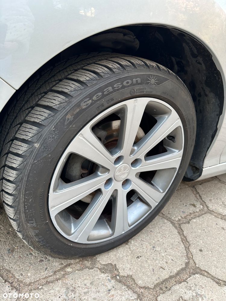 Peugeot 308 1.6 Premium - 9