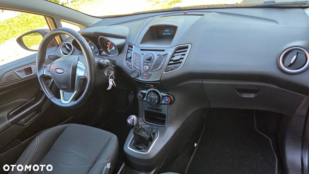 Ford Fiesta 1.25 Platinium X - 4