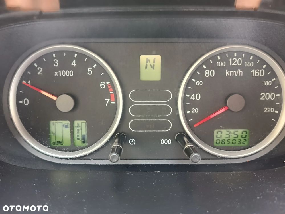 Ford Fiesta - 12