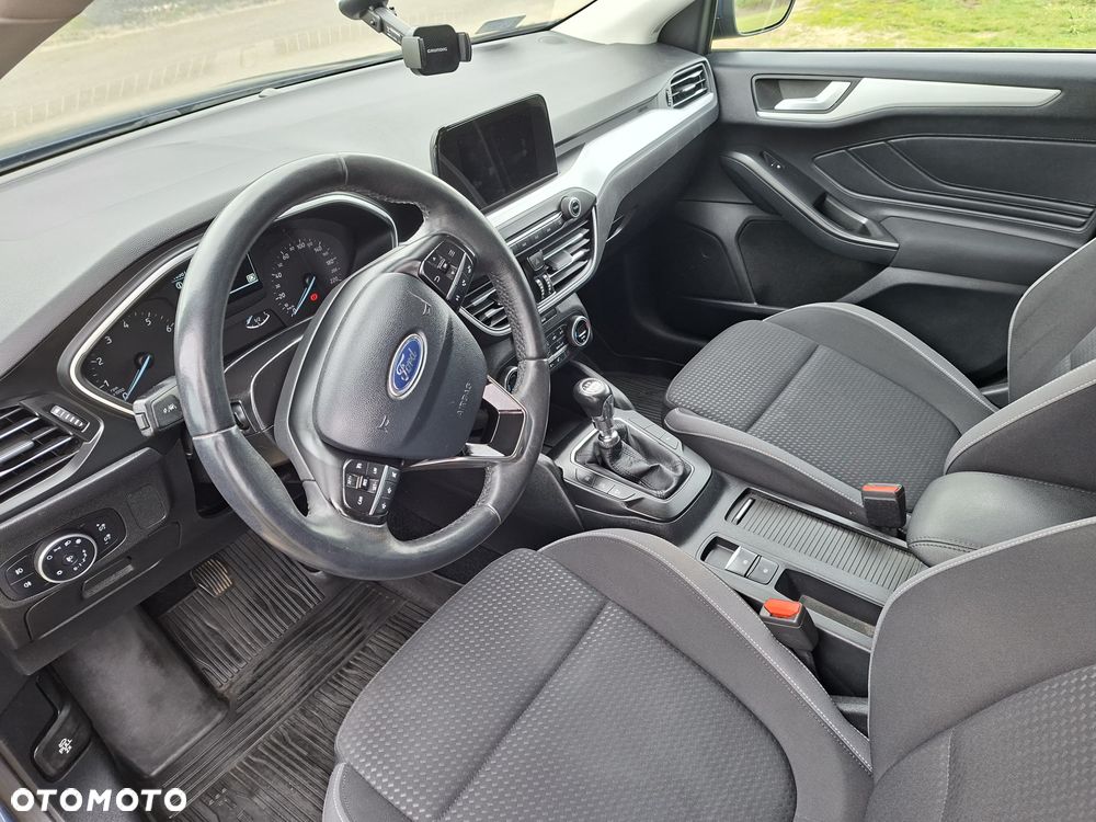 Ford Focus 1.0 EcoBoost Trend Edition - 8
