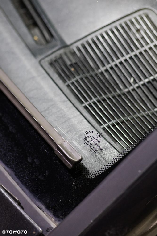 Mercedes-Benz W201 (190) - 11