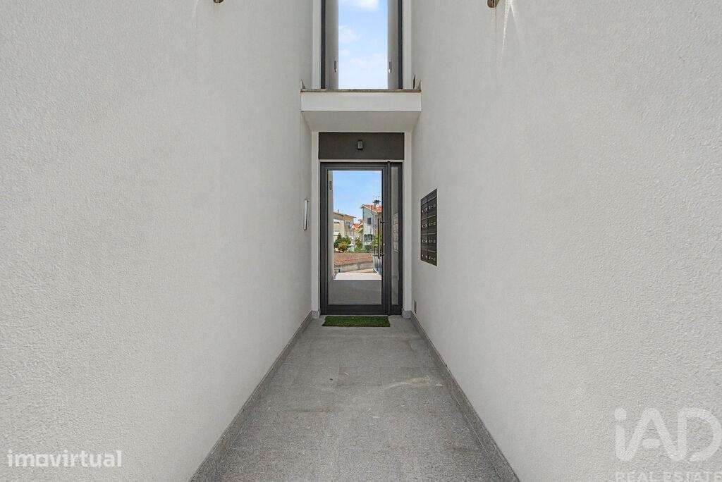 Prédio T3 em Cinfães de 233,00 m2 - Grande imagem: 4/30