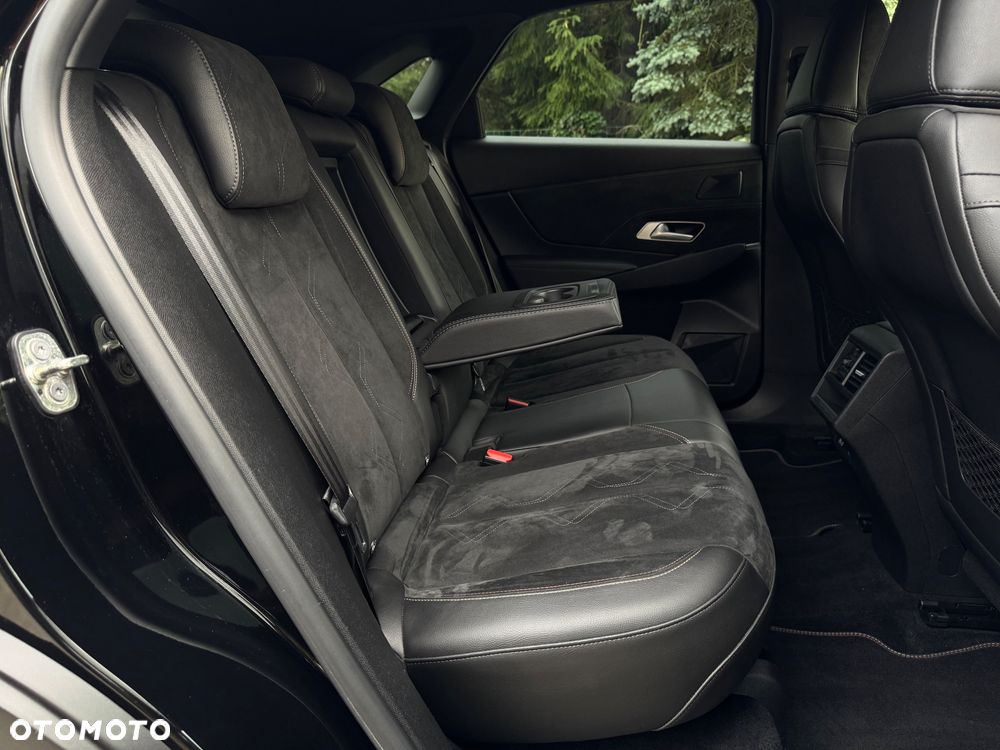 DS Automobiles DS 7 Crossback - 27