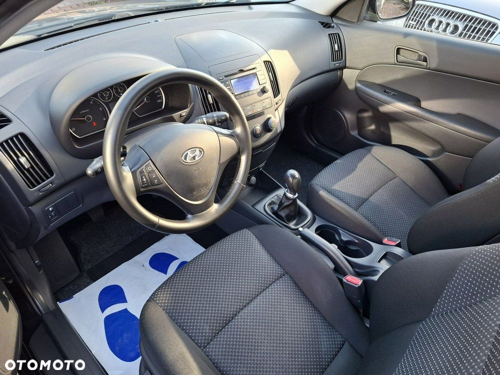 Hyundai i30 1.6 CRDi Comfort - 9