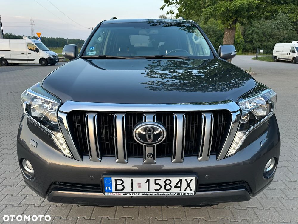 Toyota Land Cruiser LC 2.8 D-4D Invincible - 8