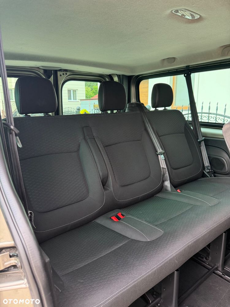 Opel Vivaro - 23