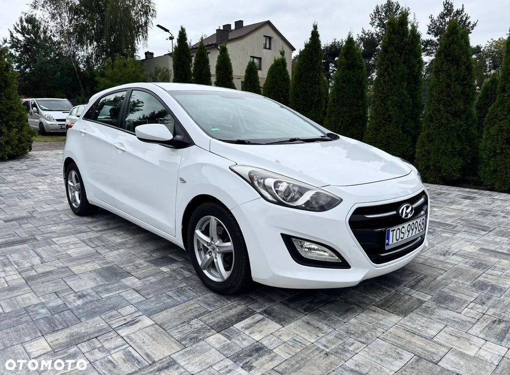 Hyundai i30 blue 1.6 CRDi Classic - 2