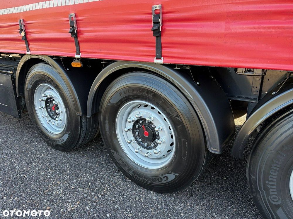 Wielton Firana Standard, Dach podnoszony, Oś podnoszona - 13