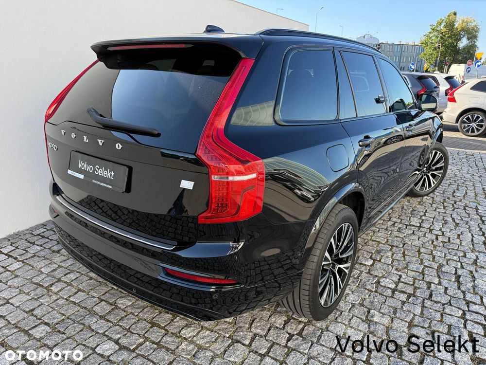 Volvo XC 90 - 8