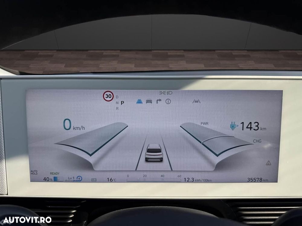 Hyundai IONIQ 77,4 kWh Dynamiq - 12