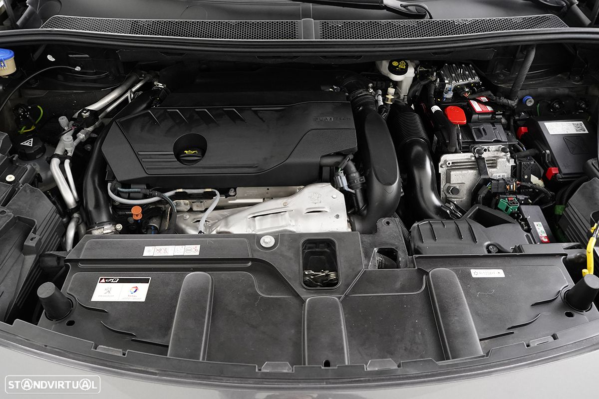 Peugeot 3008 1.6 Hybrid GT e-EAT8 - 28