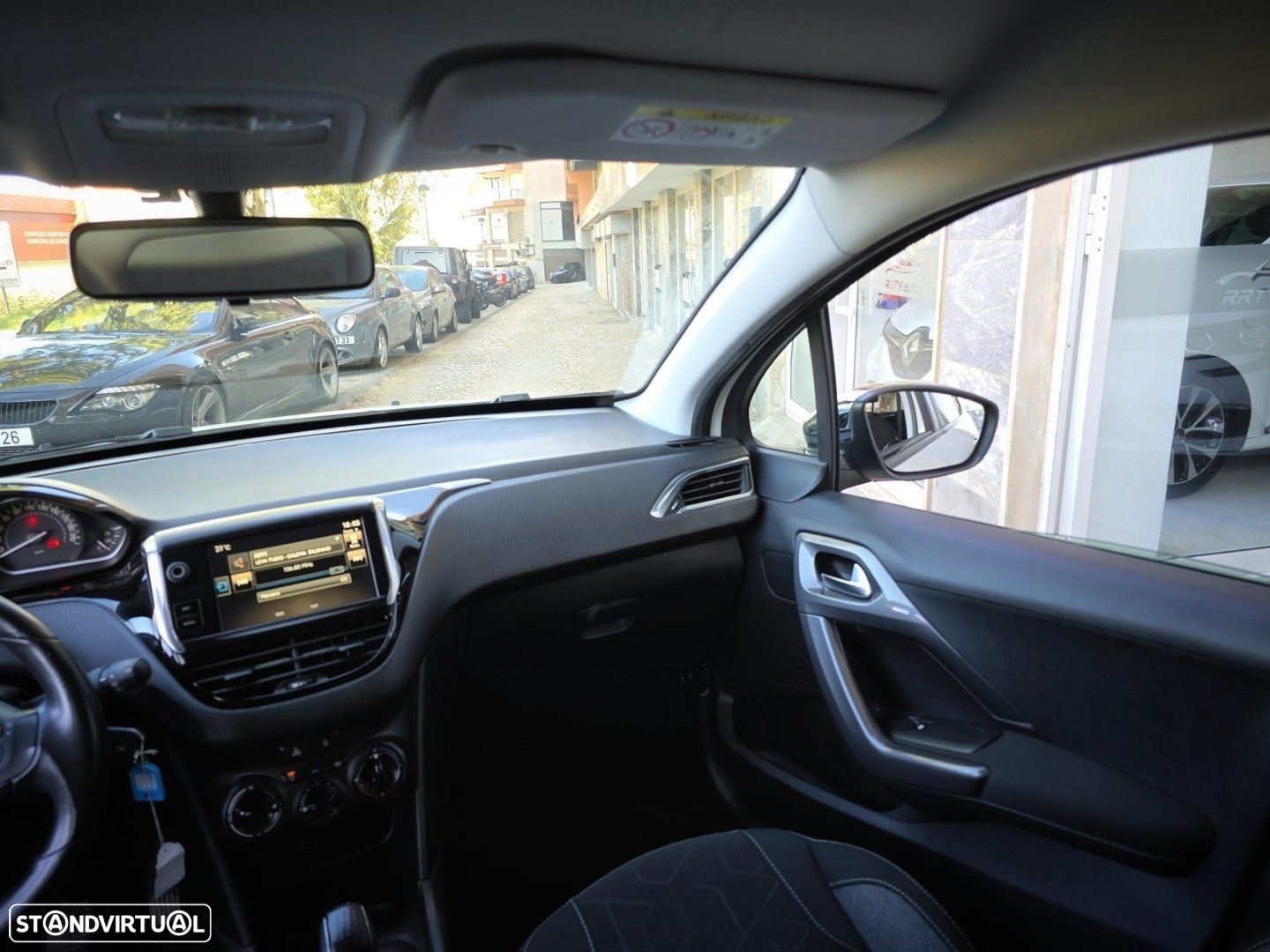 Peugeot 2008 1.2 PureTech Active - 18