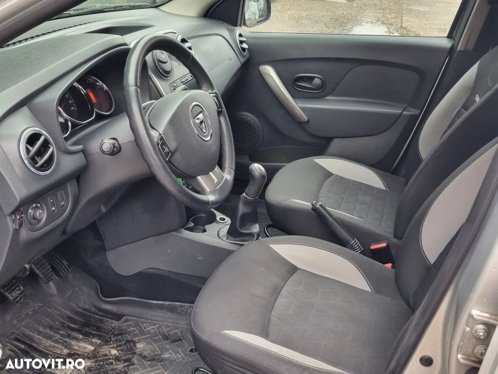 Dacia Sandero Stepway - 12