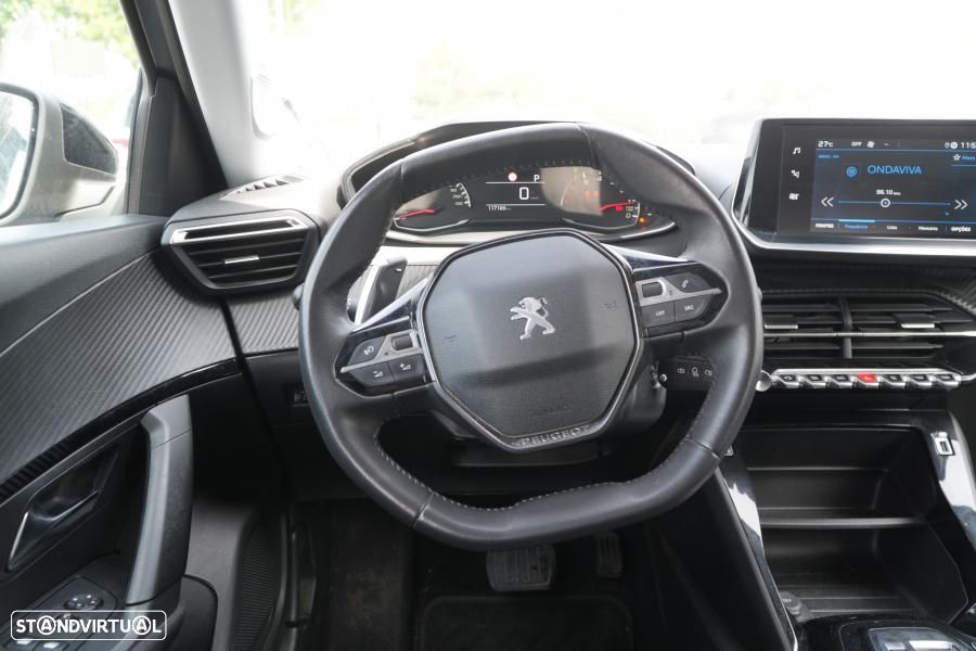 Peugeot 2008 1.2 PureTech Active EAT8 - 9